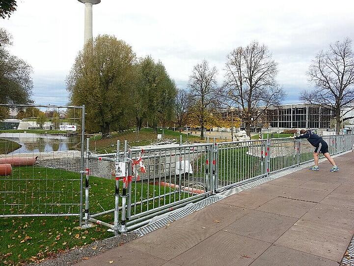 Sanierung einer Fußgänger-Brücke im Olympiapark. Foto: Strasser