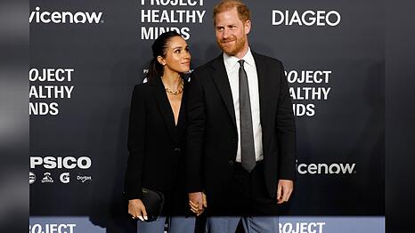 Warum wurden die Bilder von Prinz Harry und Herzogin Meghan wieder gelöscht?