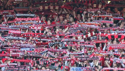 Die große, aber keineswegs schweigende Mehrheit: Am Sonntag sind die Club-Fans Herr im Haus. Die große, aber keineswegs schweigende Mehrheit: Am Sonntag sind die Club-Fans Herr im Haus.
