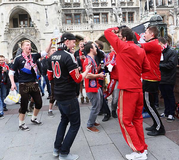 Geschichten, Fans und Skurilitäten: Stimmungsvolle Fotos aus München zum großen Finale in Wembley