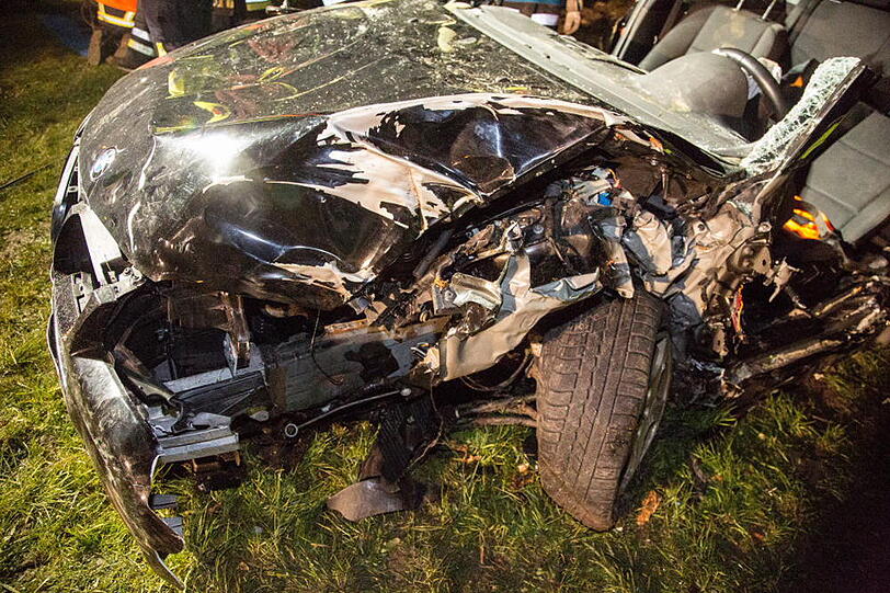 Schwerer Unfall bei Anger: BMW kracht gegen einen Baum - Bayern - Abendzeitung München