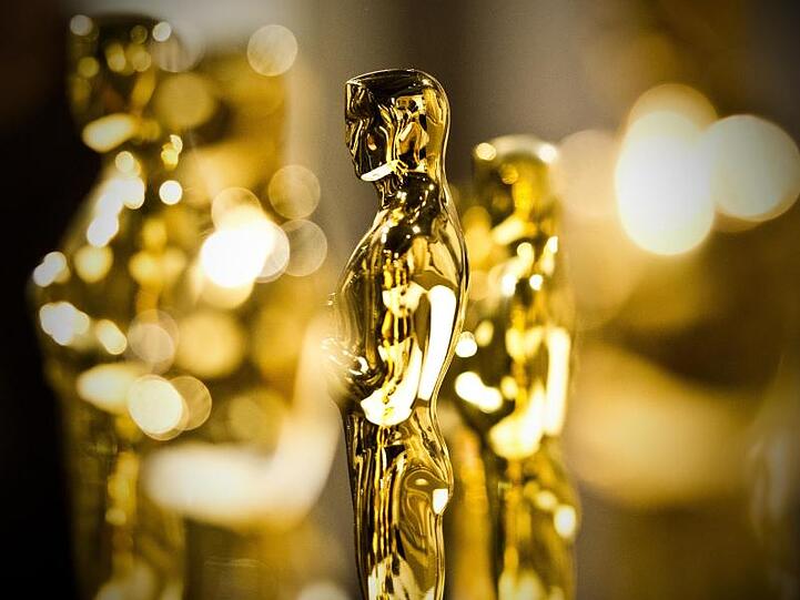 Der Protest hat gewirkt: die Oscar-Akademie zieht ihre Pläne für eine Straffung der Gala zurück.