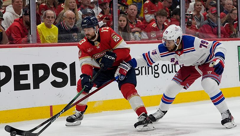 Ein Schritt weiter: Sam Reinhart (l.) gewinnt mit den Florida Panthers die Eastern Conference. Ein Schritt weiter: Sam Reinhart (l.) gewinnt mit den Florida Panthers die Eastern Conference.