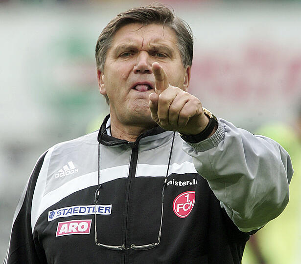 Fußballspruch des Jahres 2007: "In schöner Regelmäßigkeit ist Fußball doch immer das Gleiche." Hans Meyer, damals Trainer beim 1. FC Nürnberg.