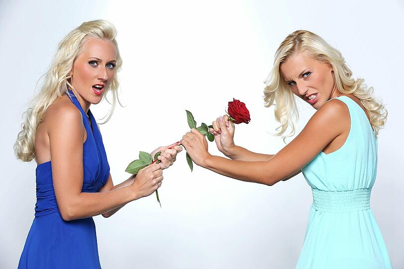 Susi und Steffi: Zum ersten Mal kämpfen zwei Schwestern um den Bachelor.