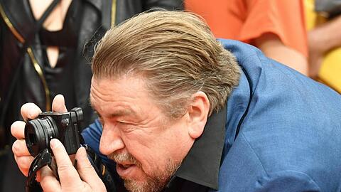 Schauspieler Armin Rohde fotgrafiert mit einer Sony. Foto: Jens Kalaene/Archivbild
