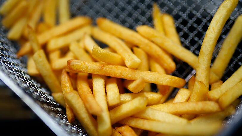 Fritten-Fans mögen es schon geahnt haben. Häufig Pommes auf dem Teller zu haben, ist der Gesundheit nicht sonderlich zuträglich.