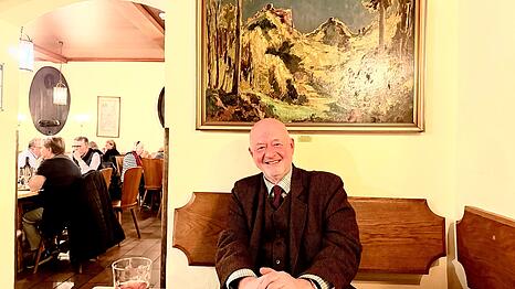 Als 23-J&auml;hriger hat Ralf Marthaler zuf&auml;llig die Pf&auml;lzer Weinstube entdeckt. Sie hat ihm geholfen, das Heimweh zu &uuml;berwinden.