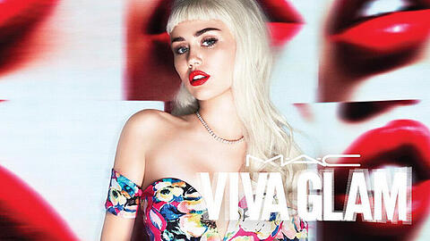 Miley Cyrus modelt für Mac