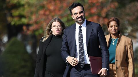 Mamdani hat sich für die Übergangszeit schon ein erstes Team an die Seite geholt - es sind allesamt Frauen.