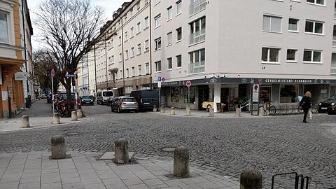 Das Kopfsteinpflaster auf der Blutenburgstraße soll weg.