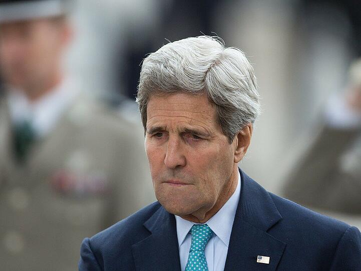 Glück im Unglück: John Kerry brach sich bei einem schweren Sturz mit dem Fahrrad "nur" das Bein