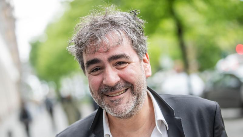 "Welt"-Reporter Deniz Yücel saß ein Jahr ohne Anklageschrift in der Türkei im Gefängnis. "Welt"-Reporter Deniz Yücel saß ein Jahr ohne Anklageschrift in der Türkei im Gefängnis.