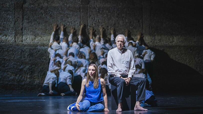 Johannes Martin Kränzle (Allazim) mit Lea Desandre (Persada)