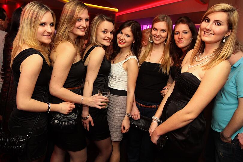 Party-Pics der Woche: "Helden der Nacht" im mach1