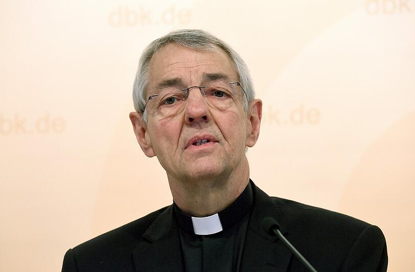 Der Erzbischof von Bamberg, Ludwig Schick, bekommt Hass-Emails und Todesdrohungen.