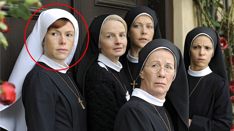 Von 2008 bis 2009 spielte Antje Mönning in der ARD-Serie "Um Himmels Willen" mit.