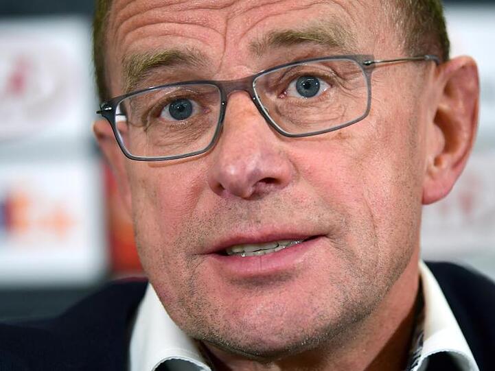 Trainer und Sportdirektor Ralf Rangnick muss in Salzburg improvisieren.