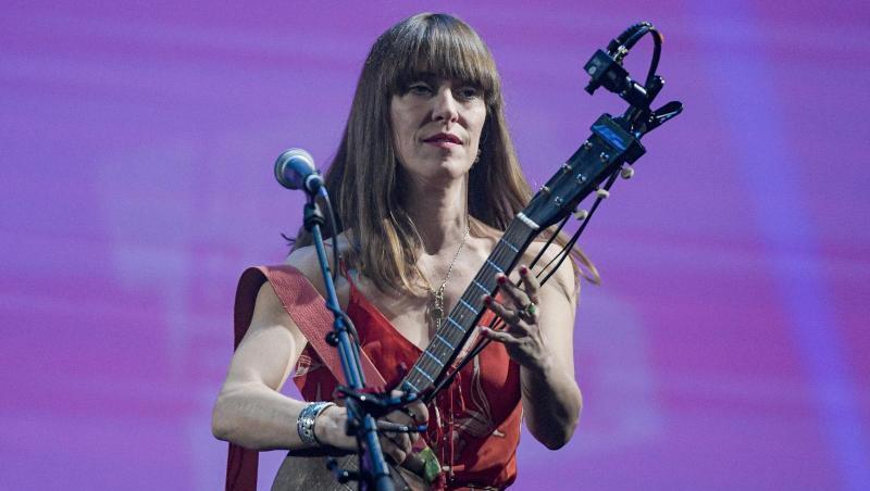 Die kanadische Sängerin Feist beim Auftakt des Reeperbahn Festivals. Die kanadische Sängerin Feist beim Auftakt des Reeperbahn Festivals.