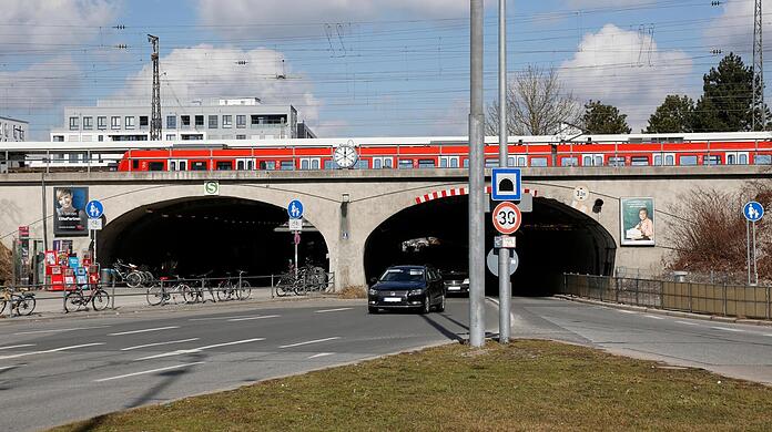 Im Jahr 2019, auf diesem Foto, wurde die Laimer Röhre noch nicht saniert.  Wie jetzt bekannt gegeben wurde, wird die neue Laimerunterführung nicht vor 2028 fertiggestellt.