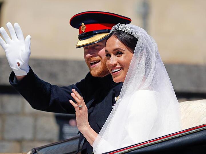 Prinz Harry und seine Frau Meghan nach ihrer Trauung.