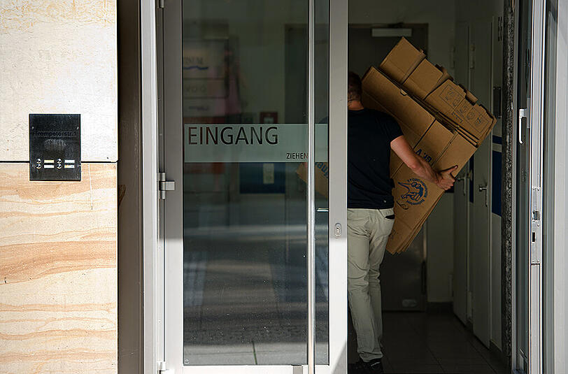 Razzia bei Lovoo - Bilder vom Polizeieinsatz in Dresden.