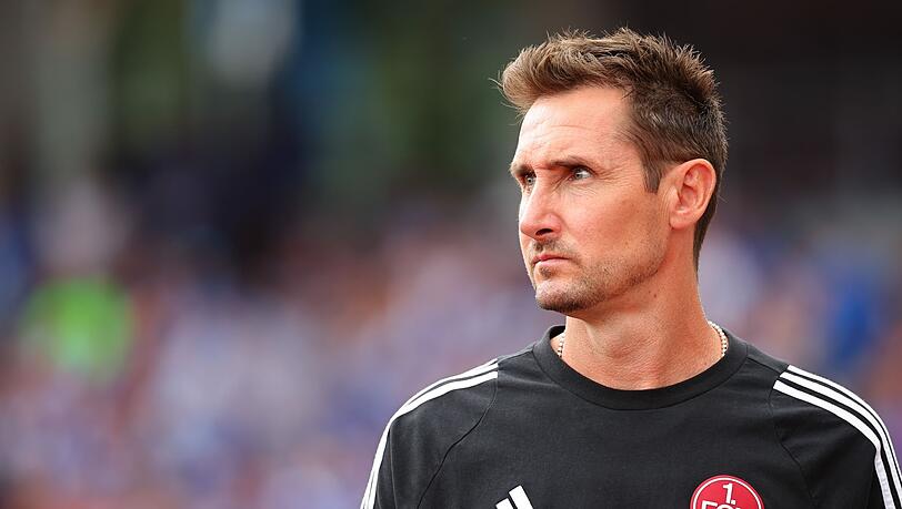 Nürnberg-Trainer Klose will der Favoritenrolle in Saarbrücken gerecht werden. Nürnberg-Trainer Klose will der Favoritenrolle in Saarbrücken gerecht werden.