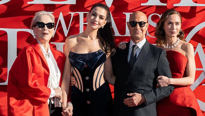 Meryl Streep, Anne Hathaway, Stanley Tucci und Emily Blunt (v.l.) haben am Rande der "Der Teufel tr&auml;gt Prada 2"-Premiere in London in einer Pressekonferenz verraten, wie sehr sich ihre Kultrollen seit 2006 ver&auml;ndert haben.