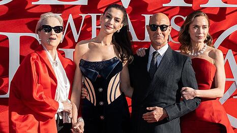 Meryl Streep, Anne Hathaway, Stanley Tucci und Emily Blunt (v.l.) haben am Rande der "Der Teufel tr&auml;gt Prada 2"-Premiere in London in einer Pressekonferenz verraten, wie sehr sich ihre Kultrollen seit 2006 ver&auml;ndert haben.
