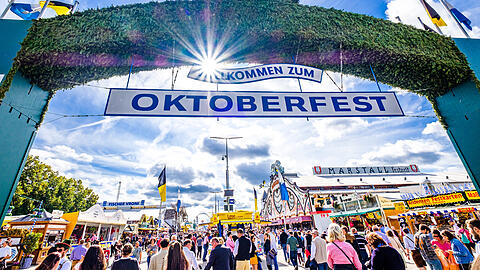 Die Servicekräfte der Wiesn sollen für ihre großartige Arbeit gewürdigt werden.