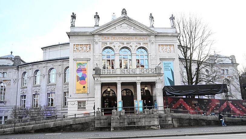 Das Prinzregententheater als w&uuml;rdiger Ort f&uuml;r wilde Spiele.