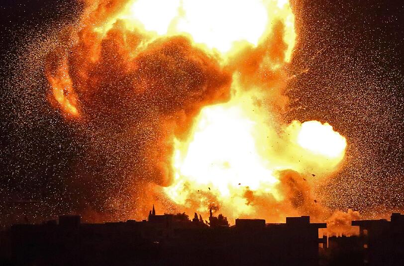 Bei Luftangriffen auf IS-Kämpfer in Kobane sind erneut Zivilisten ums Leben gekommen. Darunter auch ein Kind.