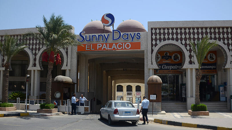 Das Sunny Days "El Palacio" Hotel in Hurghada, an dessen Strand ein Attentäter am Freitag mehrere Urlauber mit dem Messer attackierte.