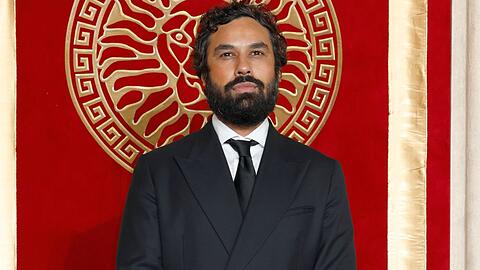 Kunal Nayyar enth&uuml;llt seinen Umgang mit seinem Verm&ouml;gen.