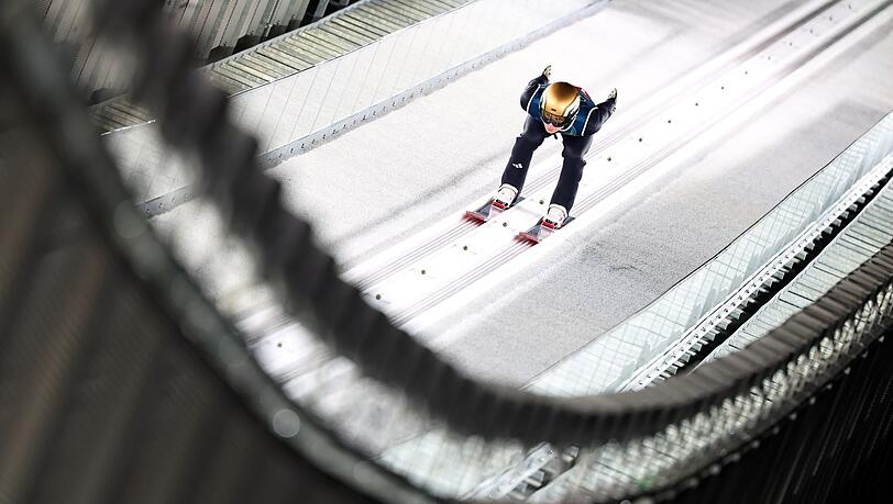Andreas Wellinger verlässt Italien ohne Medaille. Andreas Wellinger verlässt Italien ohne Medaille.