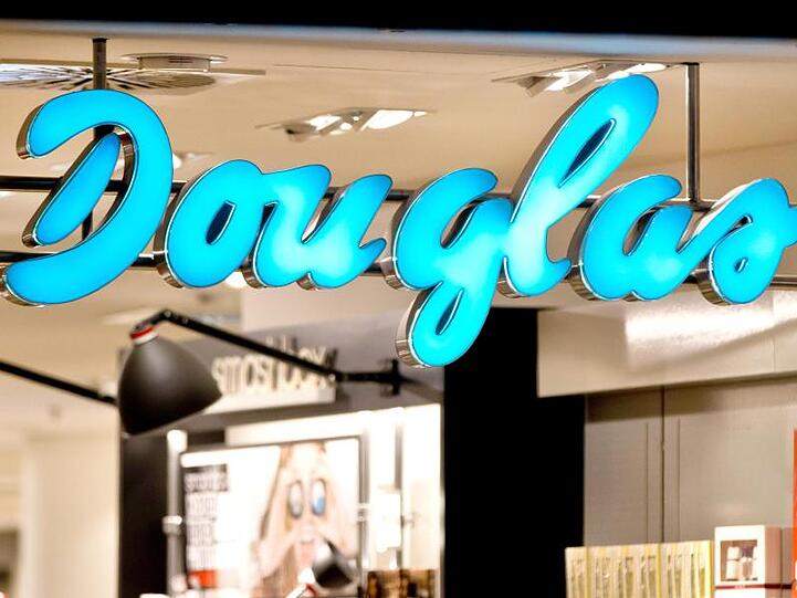 Das Logo des Parfümerie- und Handelskette "Douglas".