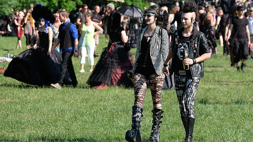 26. Wave-Gotik-Treffen am Pfingstwochenende in Leipzig. Die besten Bilder in Schwarz.