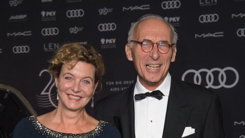 Margarita Broich und Dirk Schmalenbach 2019 bei der Operngala für die Deutsche Aids-Stiftung. Margarita Broich und Dirk Schmalenbach 2019 bei der Operngala für die Deutsche Aids-Stiftung.