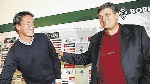 Der neue Gladbacher Chef-Coach und sein erster Co-Trainer: Hans Meyer (r.) mit Christian Ziege.Foto: Reuters