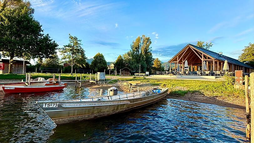 Der Kiosk Lido am Chiemsee. Der Kiosk Lido am Chiemsee.