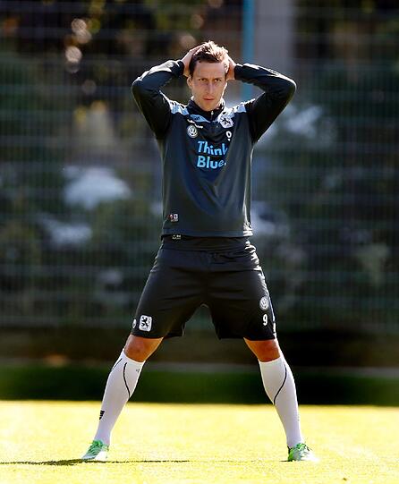 Training an der Grünwalder: Friedhelm Funkel bei der Einheit mit dem TSV 1860. Die Bilder