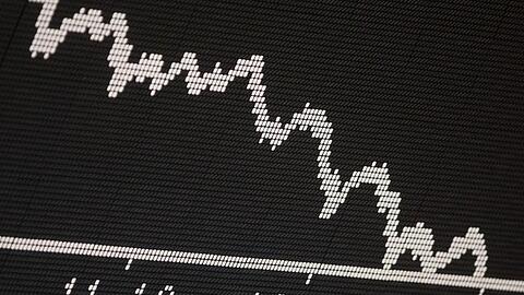 Im Zusammenhang mit den hoch umstrittenenen Cum-Ex-Geschäften an der Börse deutet die Privatbank M.M. Warburg an, sich schnell mit den Behörden einigen zu wollen.