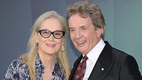 Meryl Streep und Martin Short bei der Premiere der vierten Staffel von "Only Murders in the Building".