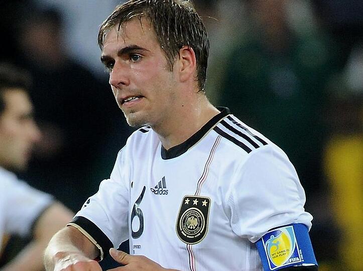 Philipp Lahm soll die DFB-Elf als Kapitän zum Titel führen. Der 28-jährige Außenverteidiger vom FC Bayern absolvierte schon 85 Länderspiele und erzielte dabei vier Tore.