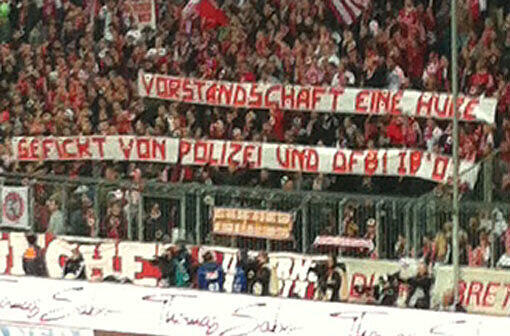 Herangezoomt: Das üble Plakat der Ultras