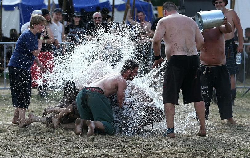 Treffpunkt für Metalfans aus der ganzen Welt: Das Wacken Open Air. Sehen Sie hier weitere Bilder vom Wacken 2014!