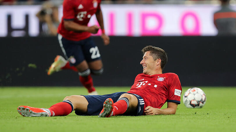 Robert Lewandowski - Note 4: Nahm seinen Platz im Sturmzentrum nach der Pause ein. Blieb ohne Torchance.