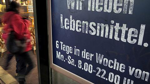 In München wollen die Lebensmittel-Riesen und die kleinen Händler nicht länger öffnen. (Symbolbild)