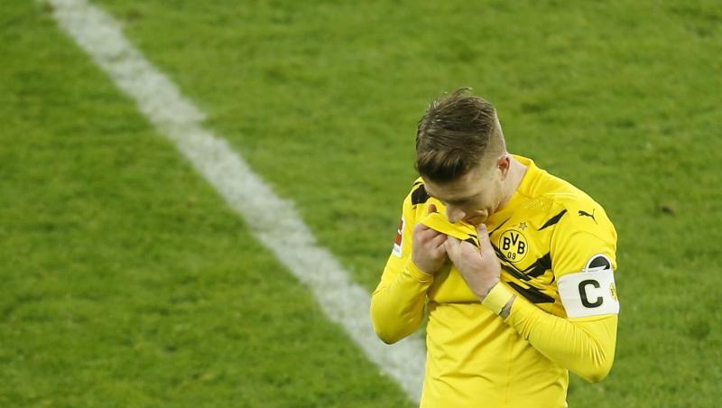 Dortmunds Marco Reus war nach dem Spiel untröstlich - beim Zwischenstand von 1:1 verschoss er einen Foulelfmeter.