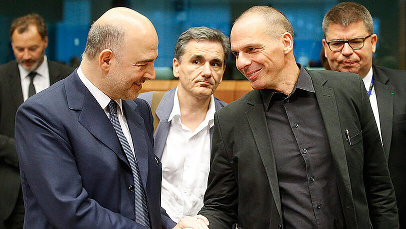 Bei einem "Nein" werden weitere Gespräche verkompliziert, warnt Pierre Moscovici (l) - bei einem "Ja" will Gianis Varoufakis zurücktreten. Bei einem "Nein" werden weitere Gespräche verkompliziert, warnt Pierre Moscovici (l) - bei einem "Ja" will Gianis Varoufakis zurücktreten.
